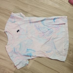 Abercrombie swirl tee